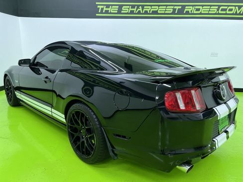 Used 2013 Ford Mustang GT Premium w/ Electronics Pkg RWD image 7