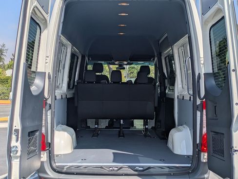 New 2025 Mercedes-Benz Sprinter 2500 image 10