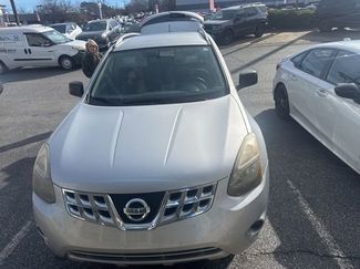 Used 2015 Nissan Rogue S w/ Convenience Package video 2