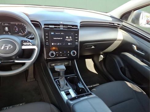 Used 2023 Hyundai Tucson SEL FWD image 14