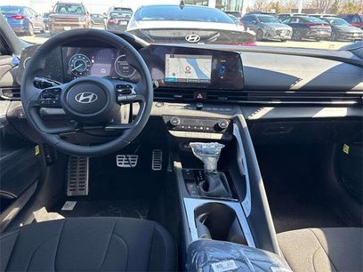 New 2025 Hyundai Elantra SEL