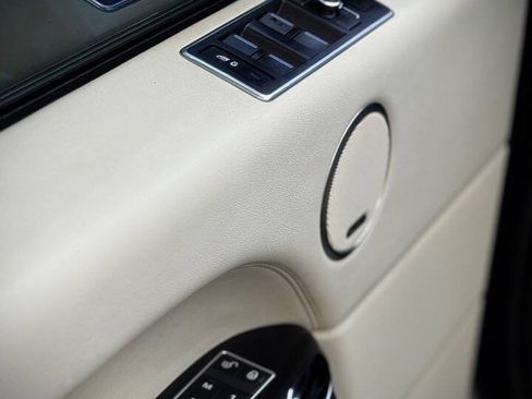 Used 2014 Land Rover Range Rover Supercharged AWD/4WD image 20