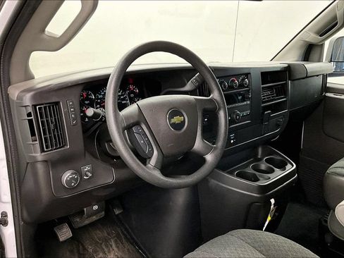 Used 2025 Chevrolet Express 2500 w/ Driver Convenience Package RWD image 13