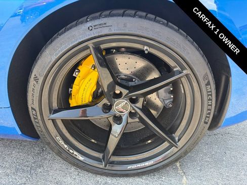 Used 2025 Chevrolet Corvette E-Ray w/ Stealth Interior Trim Package AWD/4WD image 6