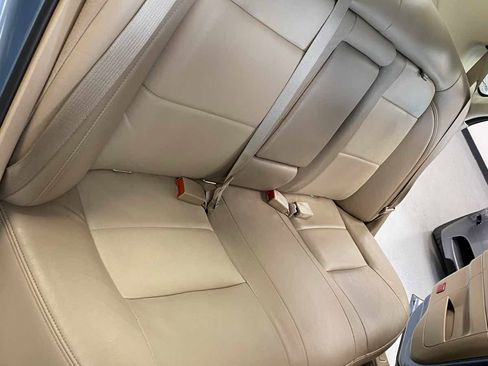 Used 2005 Ford Taurus SEL image 21