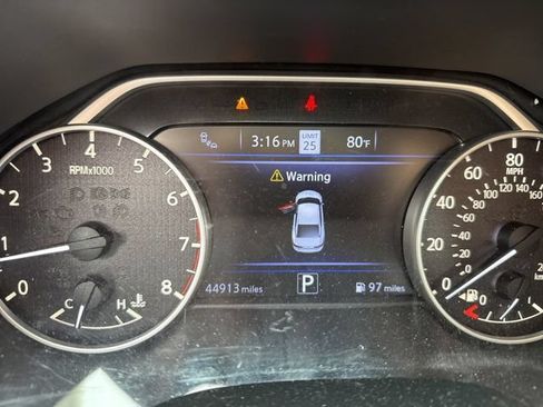 Used 2023 Nissan Maxima SL FWD image 45