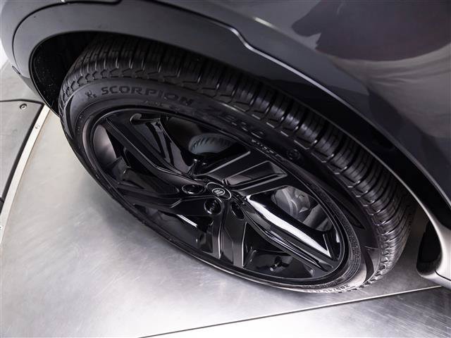 New 2026 Land Rover Discovery Dynamic SE AWD/4WD image 14