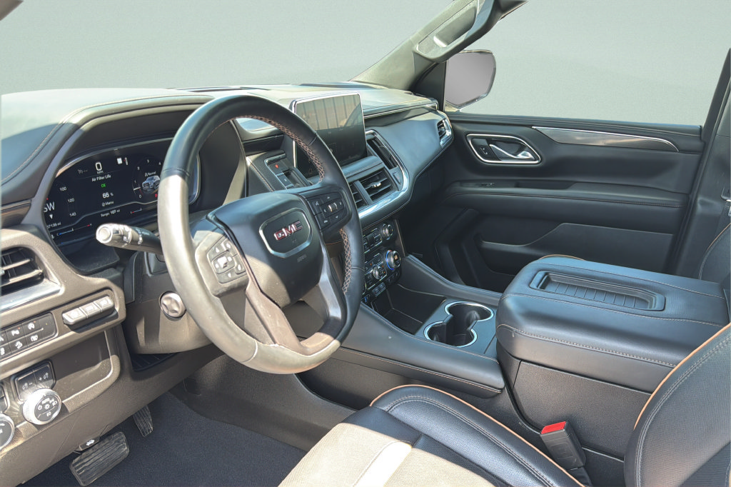 Used 2023 GMC Yukon AT4 w/ AT4 Premium Package AWD/4WD image 21