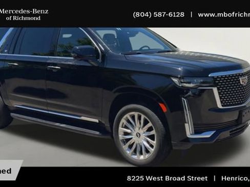 Used 2024 Cadillac Escalade ESV Premium Luxury AWD/4WD image 4