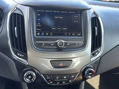 Used 2019 Chevrolet Cruze LS w/ LS Convenience Package FWD image 23
