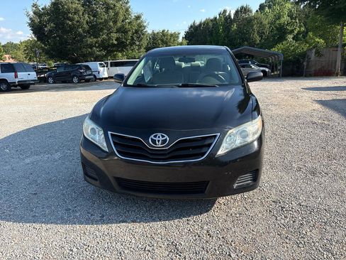 Used 2011 Toyota Camry FWD image 3
