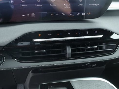 New 2026 Buick Enclave Sport Touring w/ Power Package AWD/4WD image 35