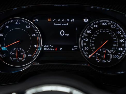 Used 2020 Bentley Bentayga Speed image 33