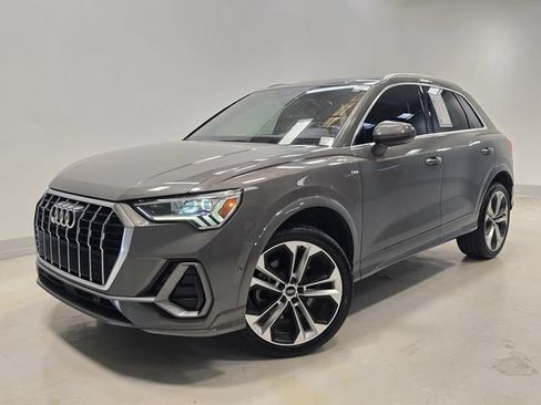 Used 2021 Audi Q3 2.0T Premium Plus w/ Premium Plus Package AWD/4WD image 32