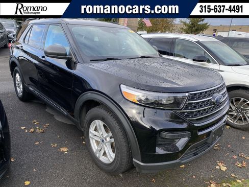 Used 2023 Ford Explorer XLT w/ Class IV Trailer Tow Package image 1