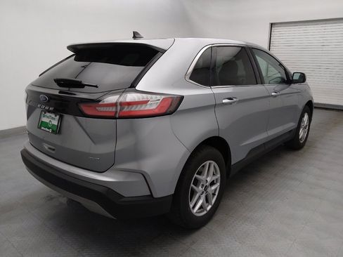 Used 2024 Ford Edge SEL image 9