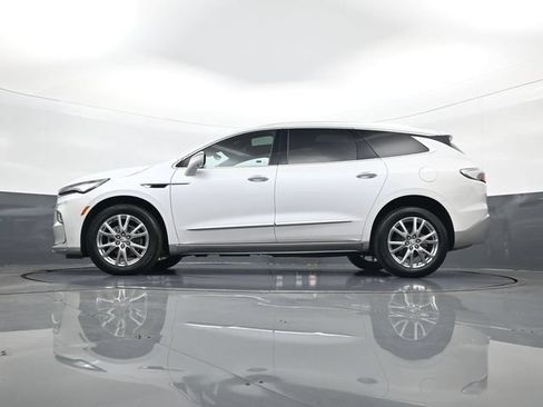 Used 2023 Buick Enclave Essence w/ Experience Buick Package AWD/4WD image 29