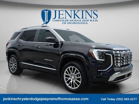 Used 2026 GMC Terrain Denali AWD/4WD image 2