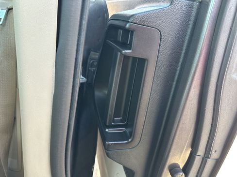 Used 2015 Dodge Grand Caravan American Value Package w/ UConnect Hands-Free Group FWD image 24