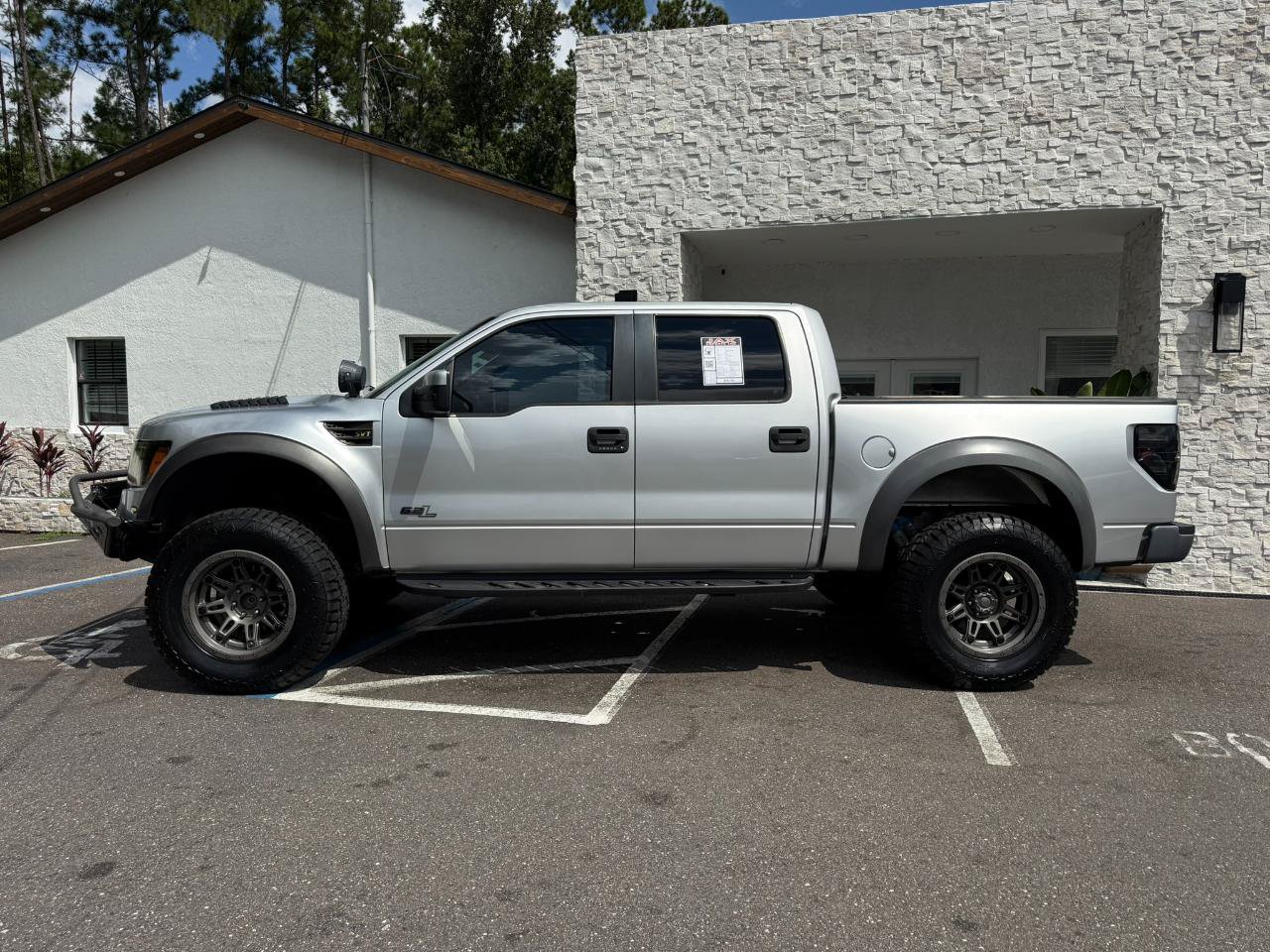 Used 2013 Ford F150 Raptor w/ Luxury Equipment Group AWD/4WD image 3
