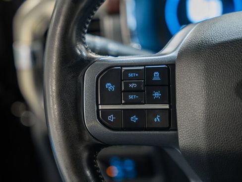 Used 2023 Ford F150 Lariat w/ Equipment Group 502A High image 40