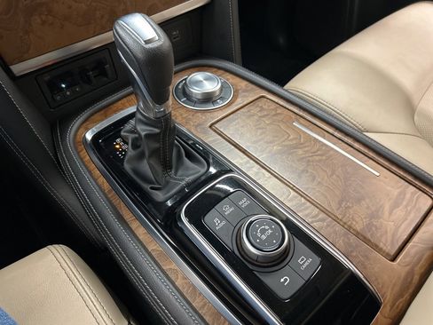 Used 2022 Nissan Armada SL w/ Captain's Chairs Package image 23