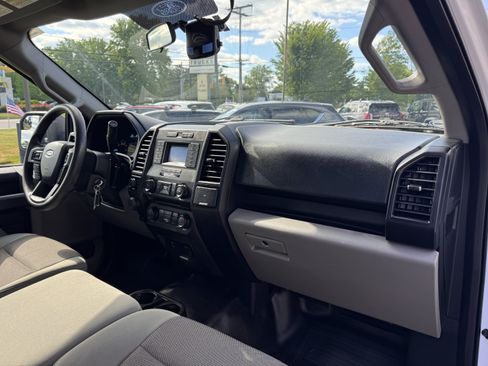 Used 2018 Ford F150 XL w/ Equipment Group 101A Mid AWD/4WD image 16