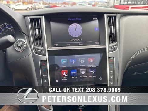 Used 2018 INFINITI Q60 2.0t w/ Moonroof Package image 15