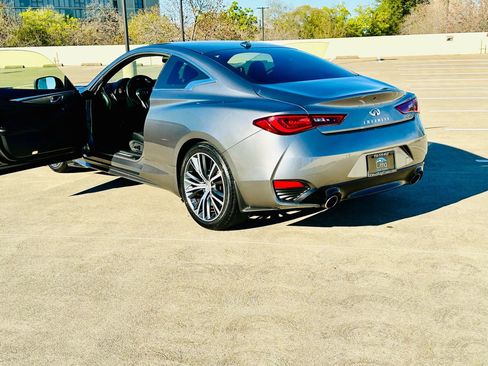 Used 2019 INFINITI Q60 3.0t w/ Cargo Package RWD image 35