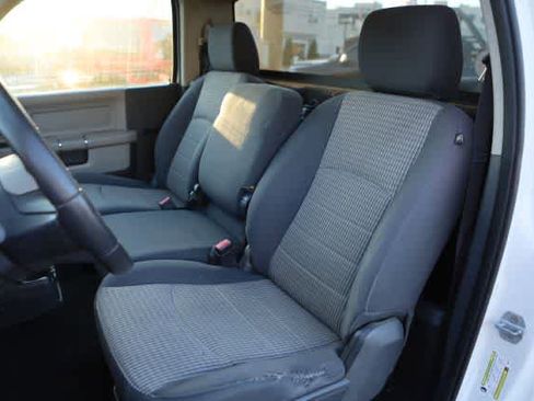 Used 2009 Dodge Ram 1500 Truck SLT image 14