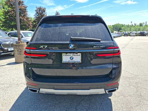 Used 2024 BMW X7 xDrive40i AWD/4WD image 5