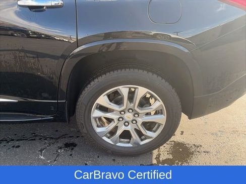 Used 2018 Chevrolet Traverse Premier w/ Driver Confidence II Package image 2