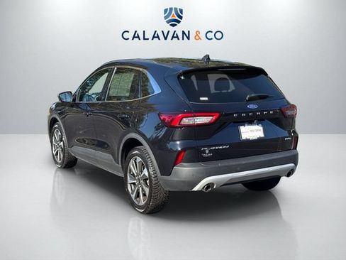 Used 2023 Ford Escape Platinum AWD/4WD image 5