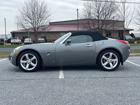 Used 2006 Pontiac Solstice w/ Premium Package image 5