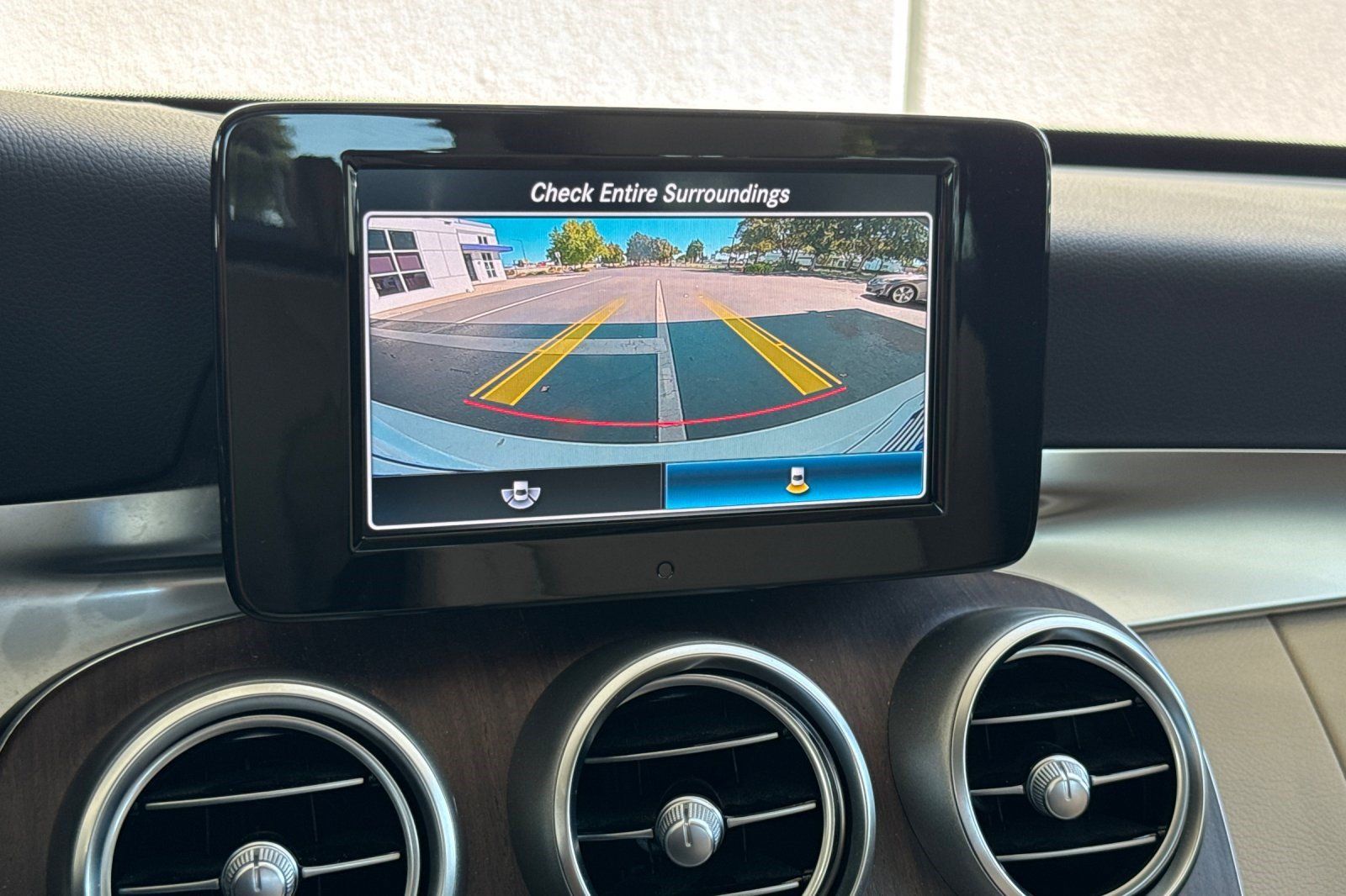 Used 2019 Mercedes-Benz C 300 4MATIC Sedan image 25