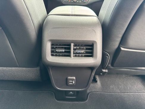 Used 2023 GMC Terrain SLT AWD/4WD image 26
