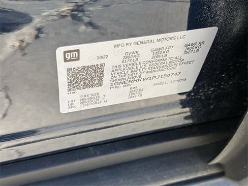 Used 2023 Chevrolet Traverse LT image 33