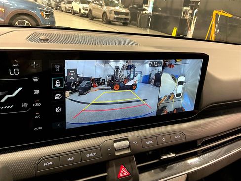 Certified 2025 Kia K4 GT-Line Turbo FWD image 36