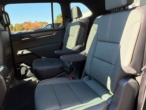 New 2026 GMC Acadia AT4 w/ Super Cruise Package image 16