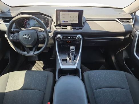 Used 2023 Toyota RAV4 XLE AWD/4WD image 10