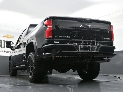 New 2026 Chevrolet Silverado 2500 ZR2 AWD/4WD image 32