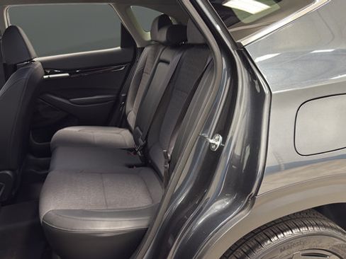 Used 2025 Kia Seltos X-Line AWD/4WD image 21