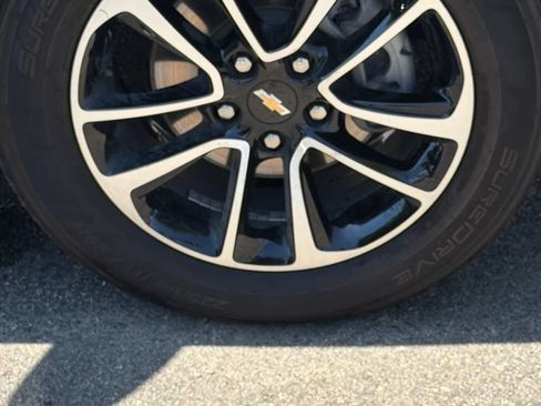 Used 2025 Chevrolet TrailBlazer LT AWD/4WD image 6