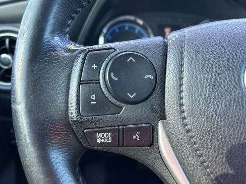 Used 2019 Toyota Corolla SE FWD image 20