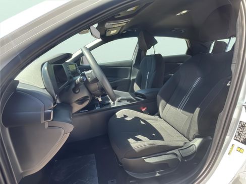 New 2026 Hyundai Elantra Sport FWD image 20