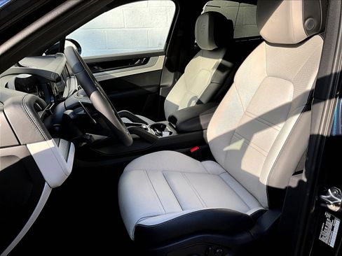 New 2026 Porsche Cayenne Coupe image 5