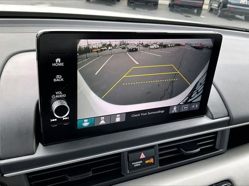 Used 2025 Honda Pilot EX-L image 24