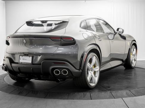 Used 2026 Ferrari Purosangue AWD/4WD image 8