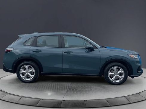 Certified 2024 Honda HR-V LX image 6