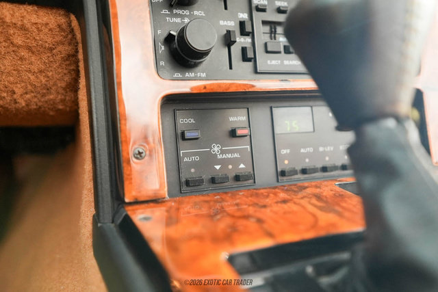 Used 1988 Chevrolet Corvette Convertible RWD image 40